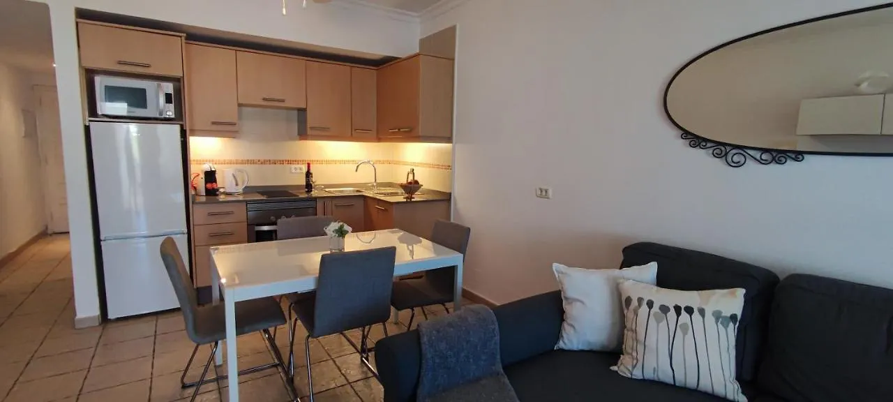 Gibshouses Playa Bastian Costa Teguise Apartment