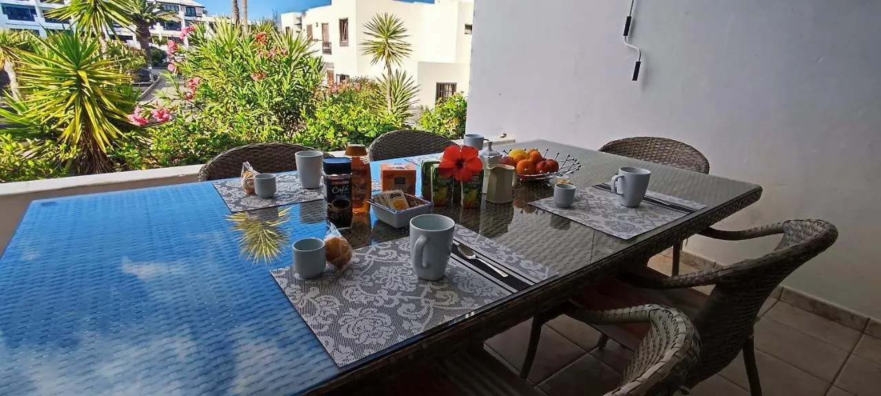 Gibshouses Playa Bastian Costa Teguise Apartment