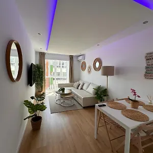 https://apartamento-san-jorge-premium-malaga.hotelsinnerja.org